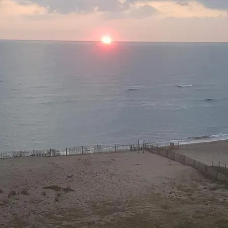 Le Sunset , Vue , Acces Direct Plage, 4 Personnes * Ле Баркарес
