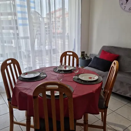 Апартаменты Le Sunset , Vue , Acces Direct Plage, 4 Personnes Ле Баркарес